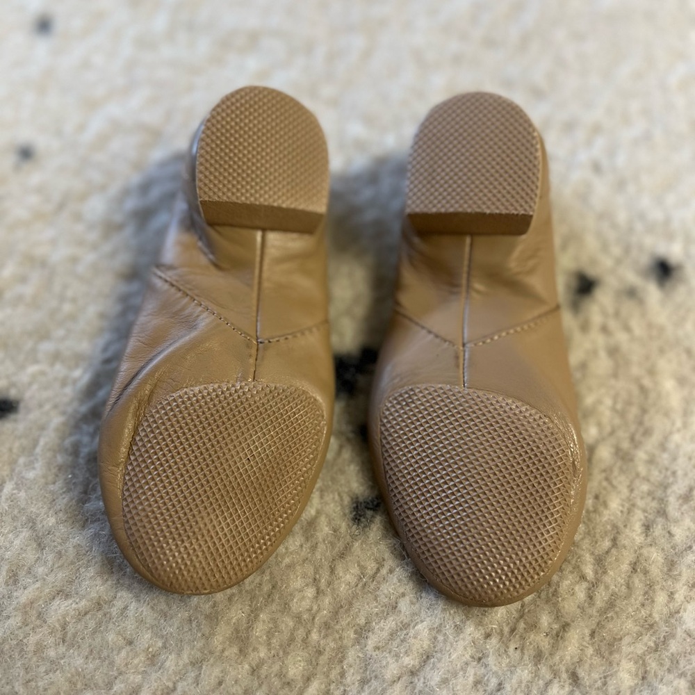 Bloch Tan Girls Jazz shoes